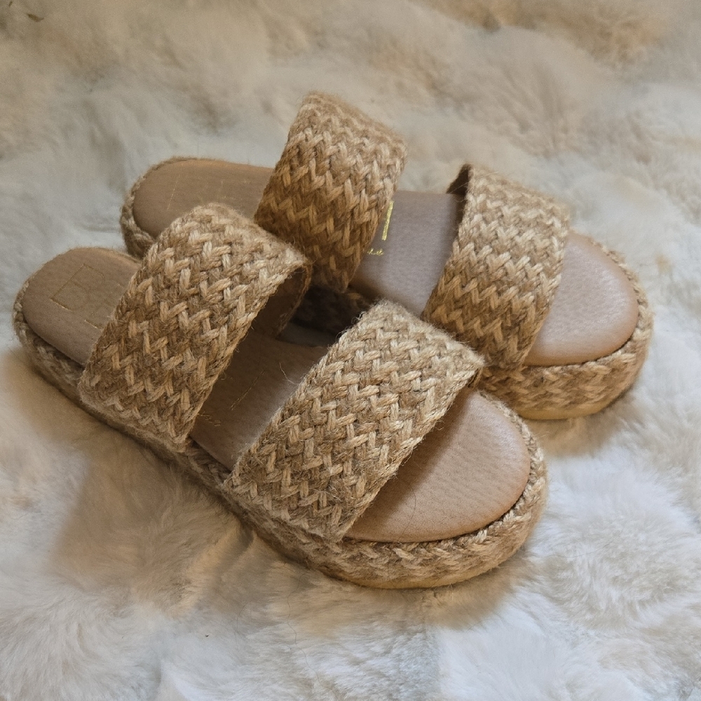 Coconuts Sandals